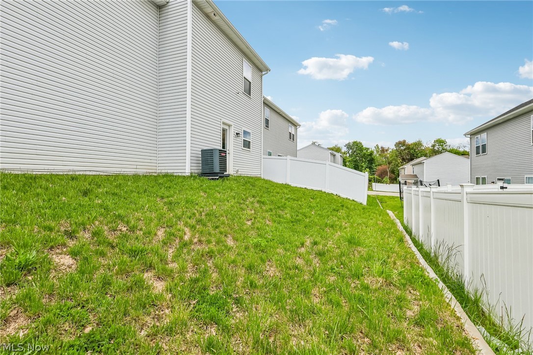572 Auld Farm Circle Property Photo 30