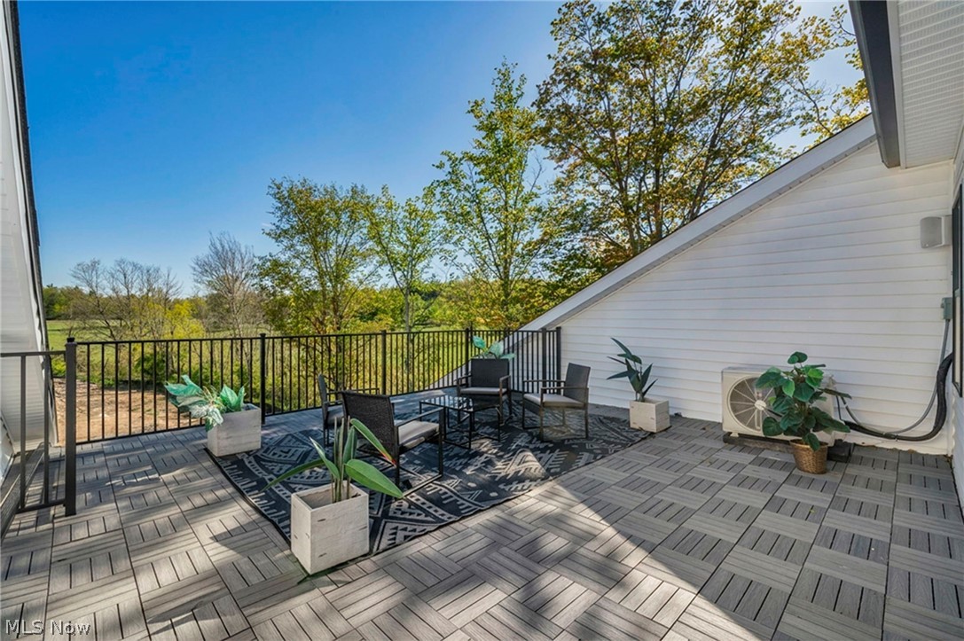 110 Cider Mill Property Photo 35