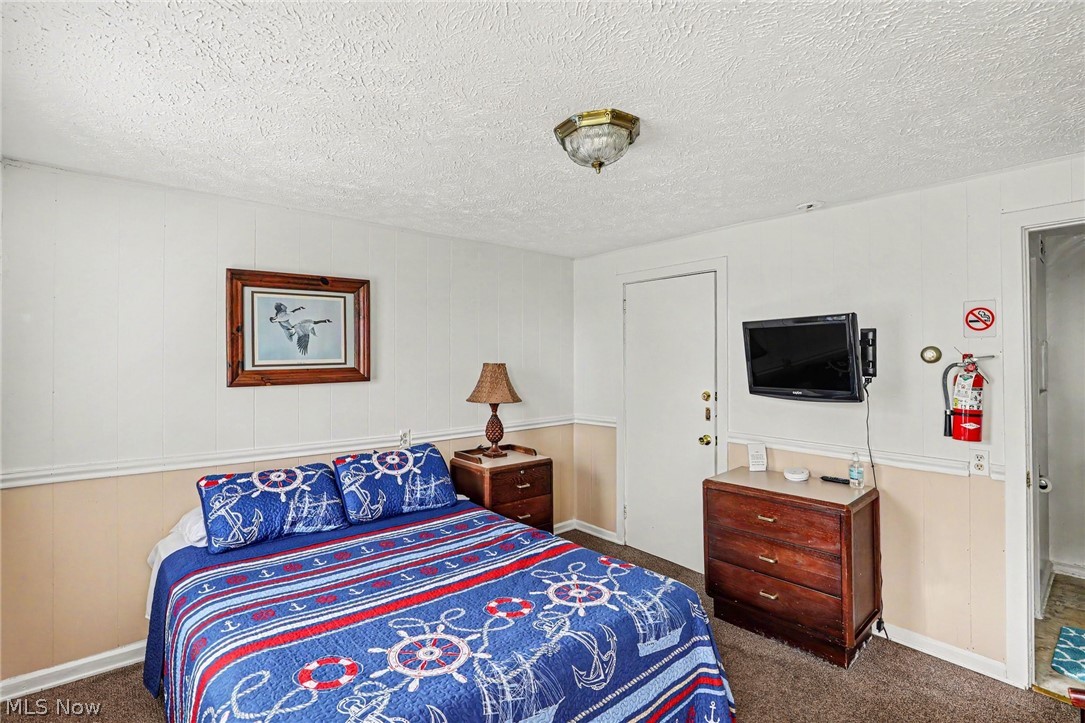 298 Park Avenue Property Photo 13
