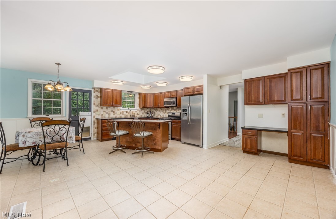 140 Sylvan Way Property Photo 12