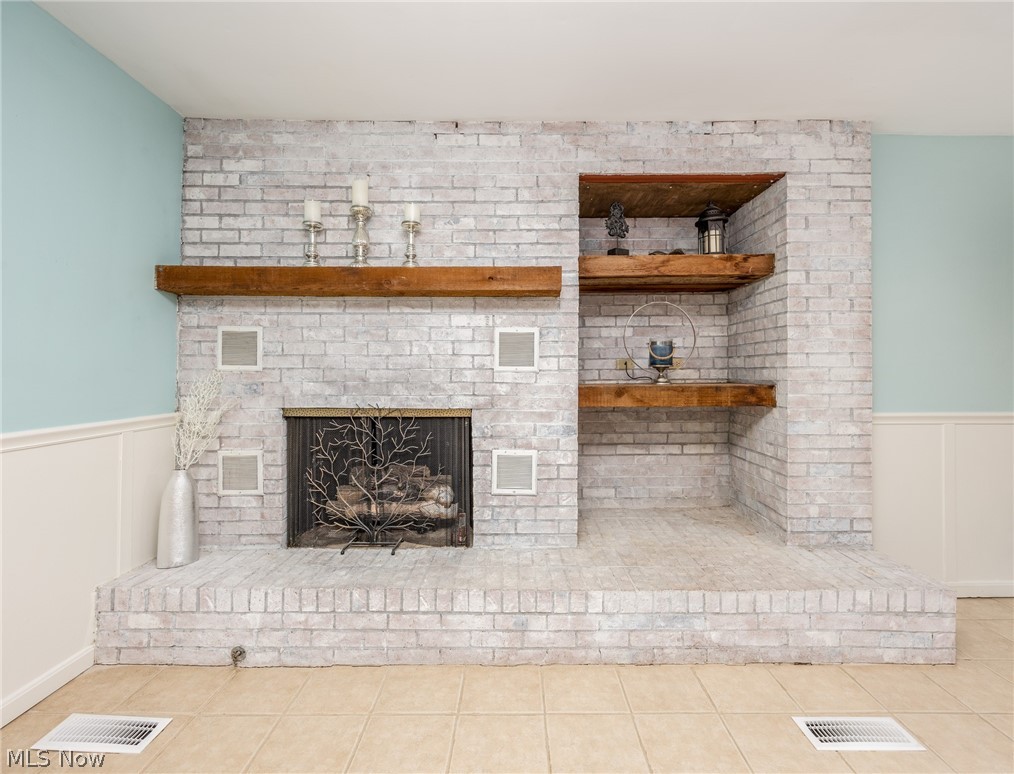 140 Sylvan Way Property Photo 18