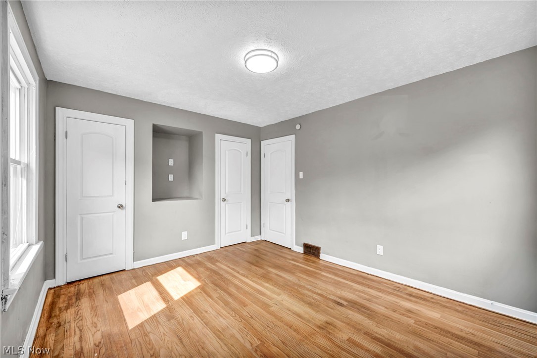 1574 East Avenue Property Photo 17
