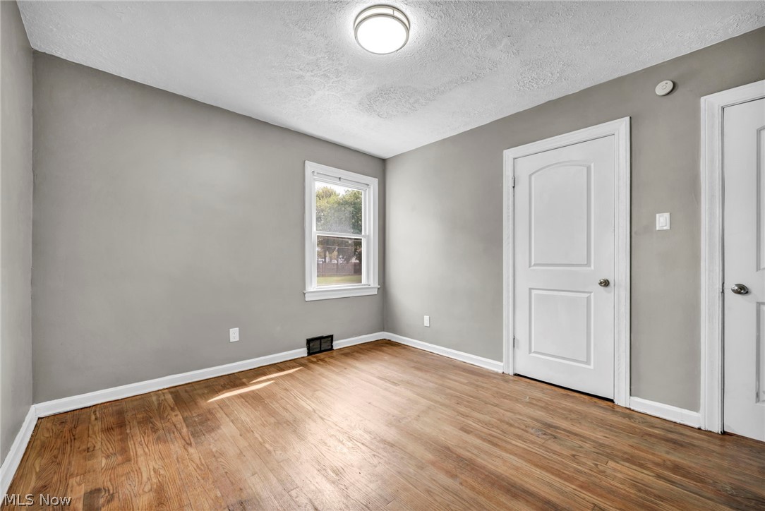 1574 East Avenue Property Photo 24