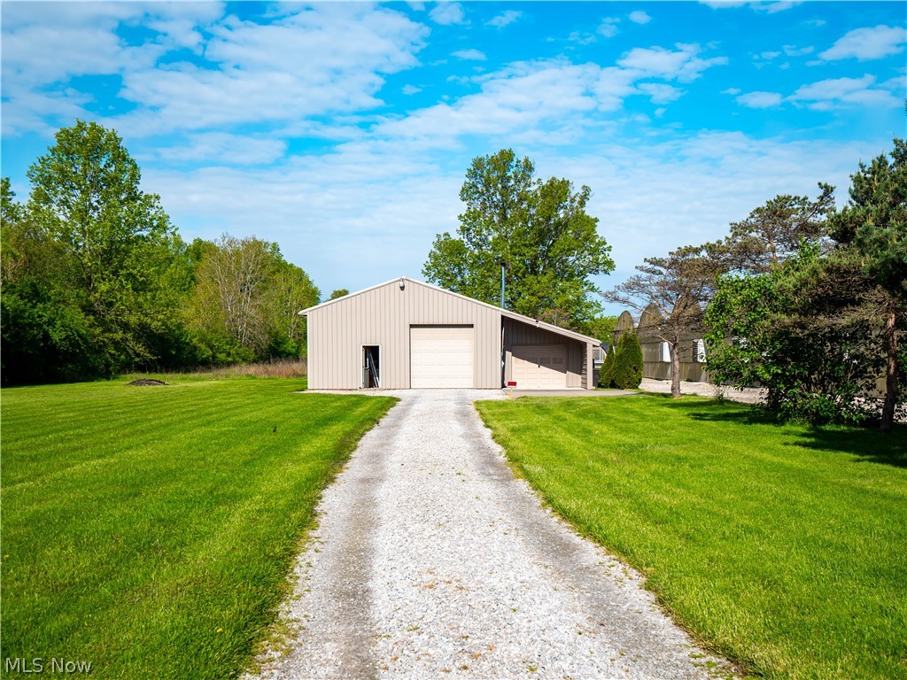4802 Center Road Property Photo 44