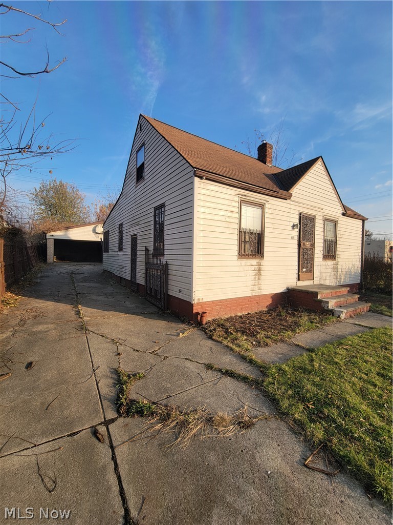 4189 Lee Road Property Photo 2