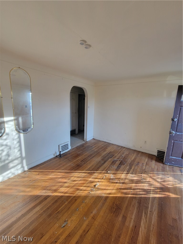 4189 Lee Road Property Photo 7