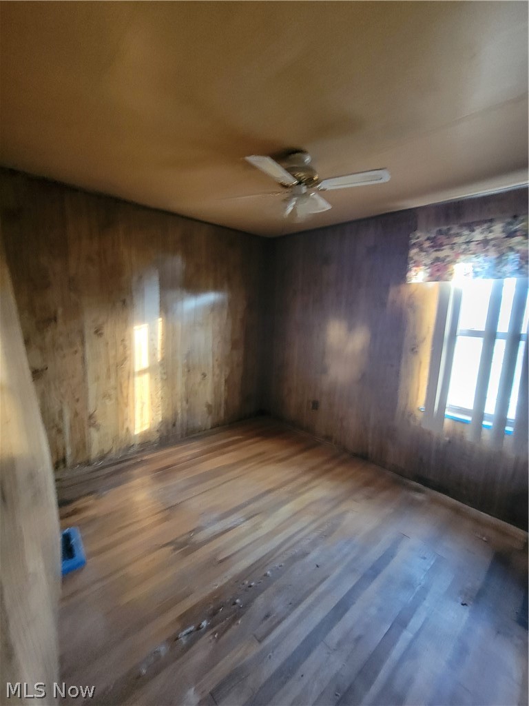 4189 Lee Road Property Photo 9
