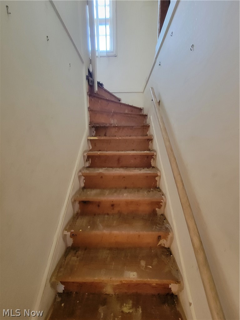 4189 Lee Road Property Photo 15
