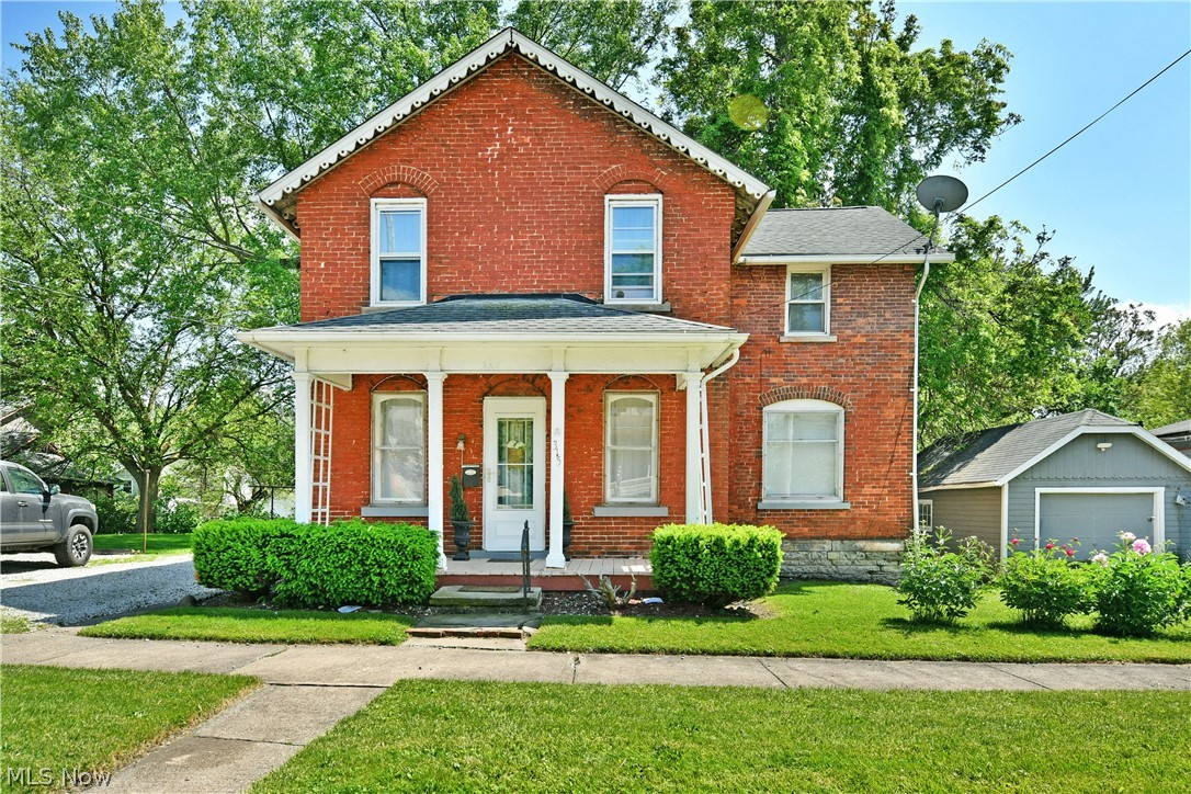 315 W Park Avenue Property Photo 1