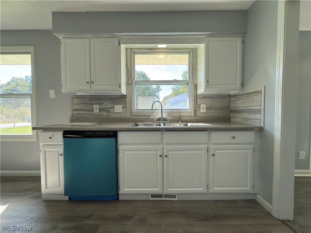 1215 Valley View Drive Property Photo 7