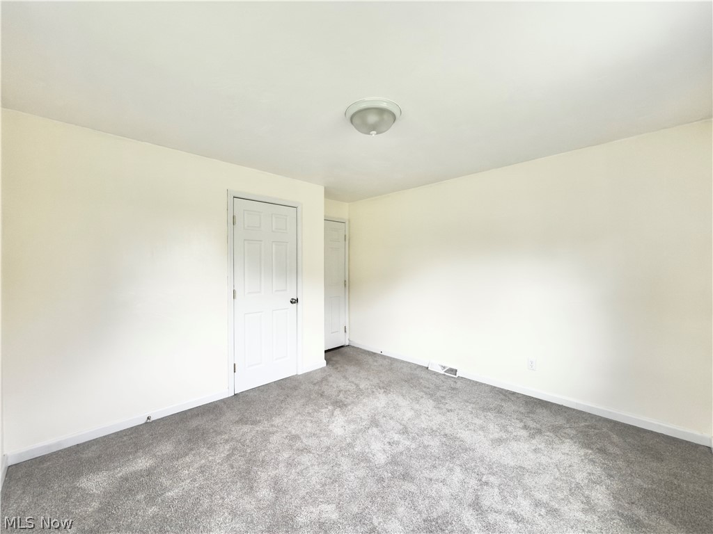 1215 Valley View Drive Property Photo 10