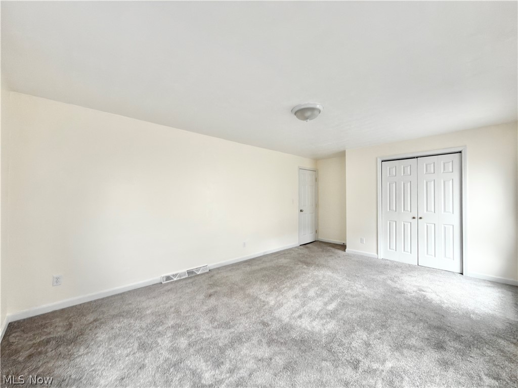 1215 Valley View Drive Property Photo 11