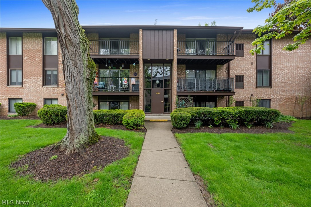 16395 Heather Lane