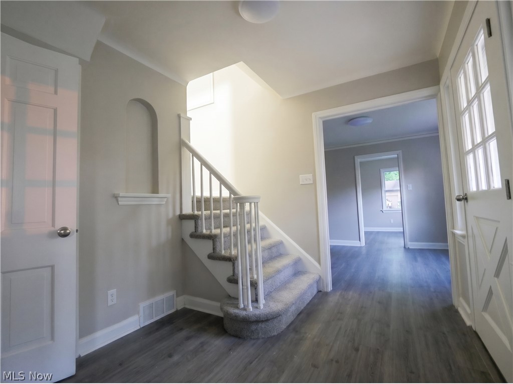 104 Brainard Drive Property Photo 7