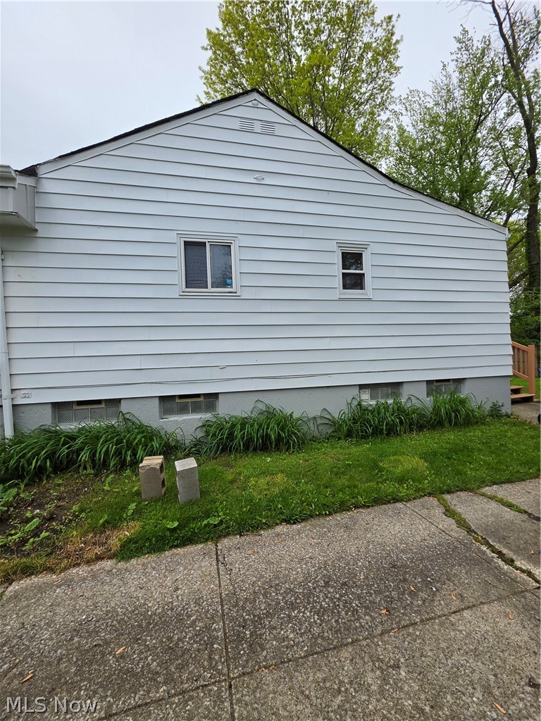 1925 Ridgehill Road Property Photo 5