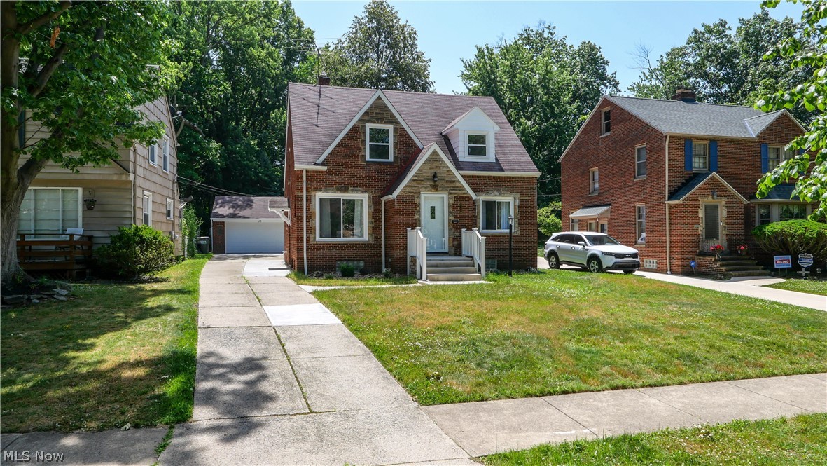 24420 Glenbrook Boulevard Property Photo 4