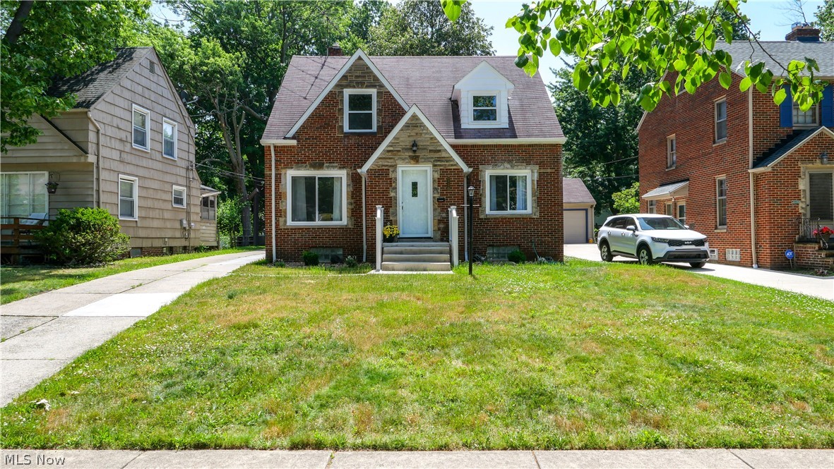 24420 Glenbrook Boulevard Property Photo 9
