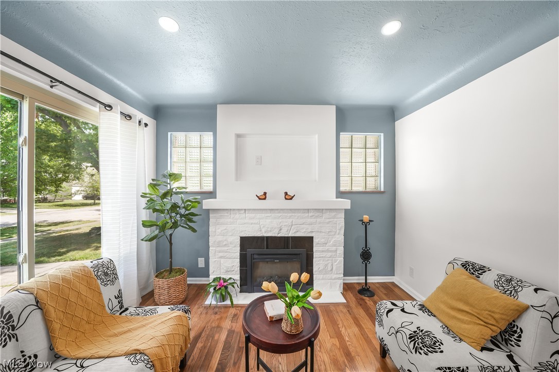 24420 Glenbrook Boulevard Property Photo 15