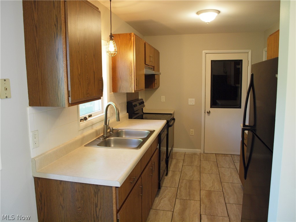 1422 Woodlawn Avenue Nw Property Photo 6
