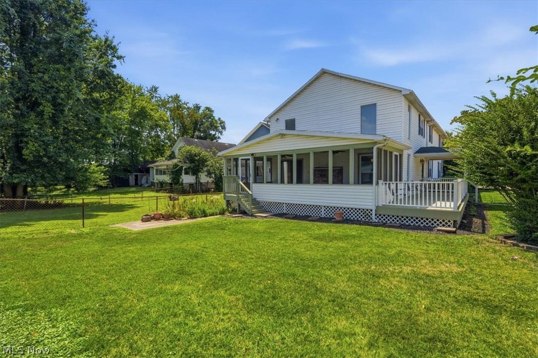 1610 9th Avenue Property Photo 4