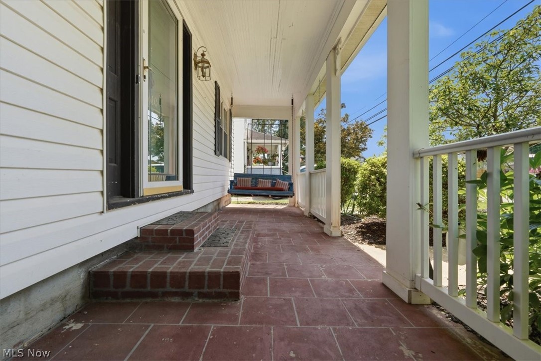1610 9th Avenue Property Photo 17