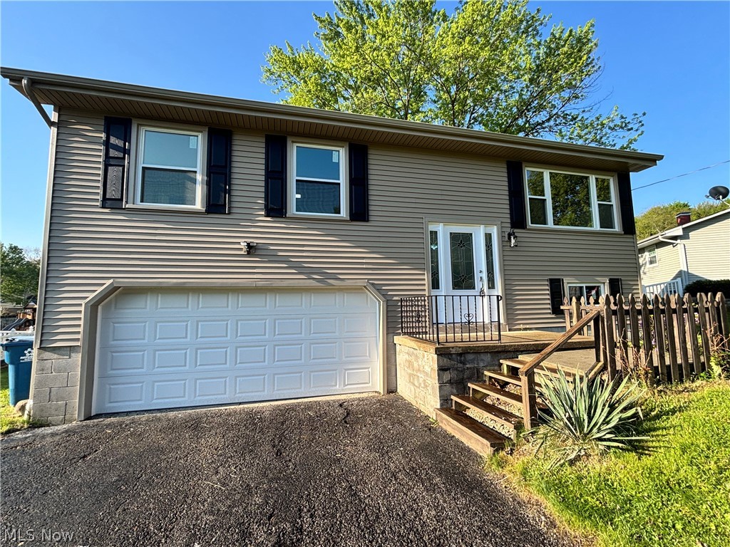 663 Meadowland Drive Property Photo 1