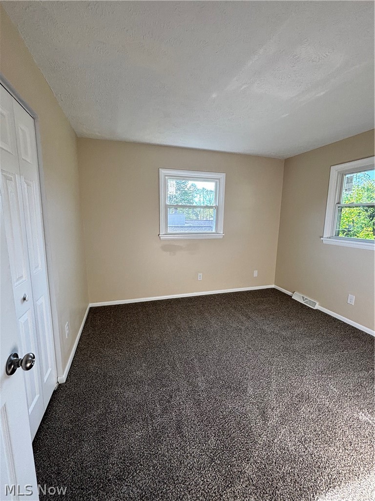 663 Meadowland Drive Property Photo 12