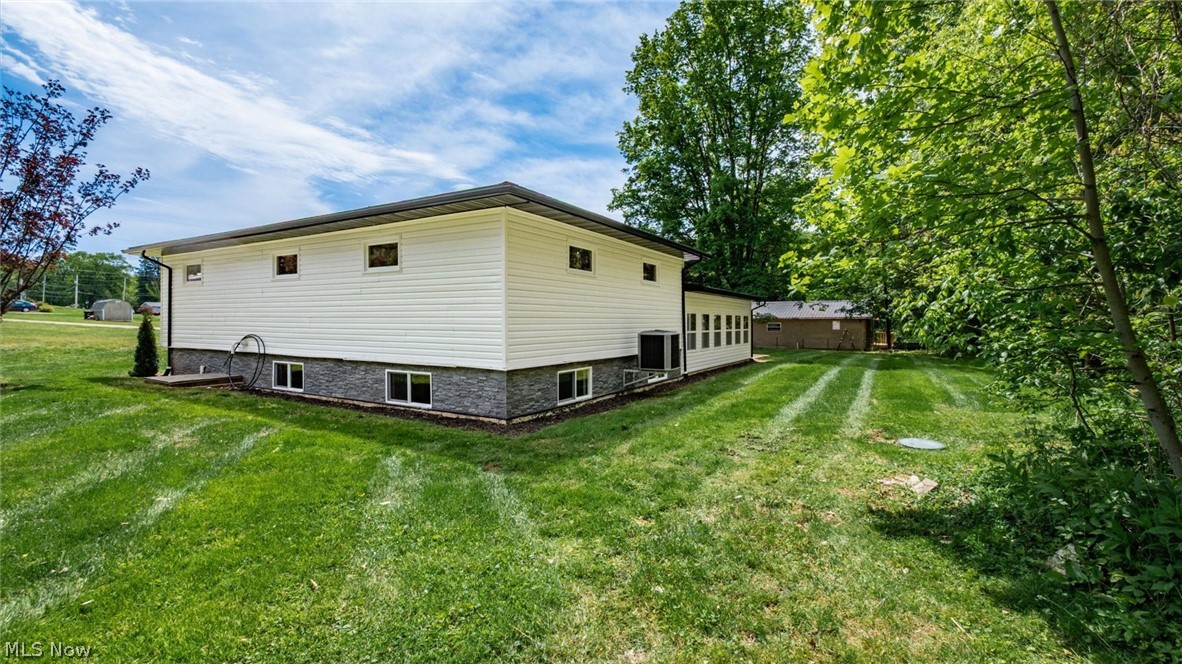 3185 Corvus Drive Property Photo 5