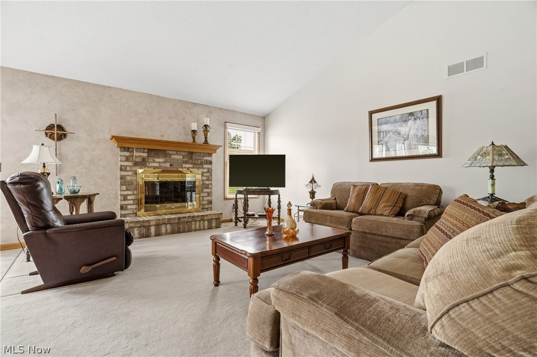 6862 Red Deer Circle Nw Property Photo 14