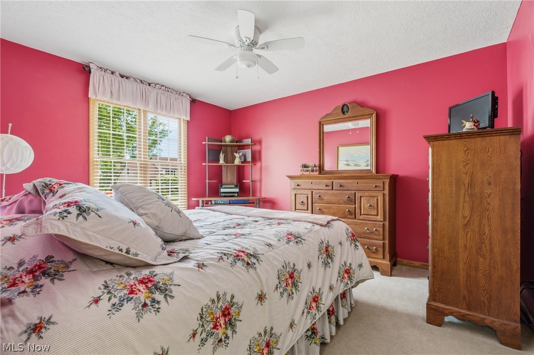 6862 Red Deer Circle Nw Property Photo 24
