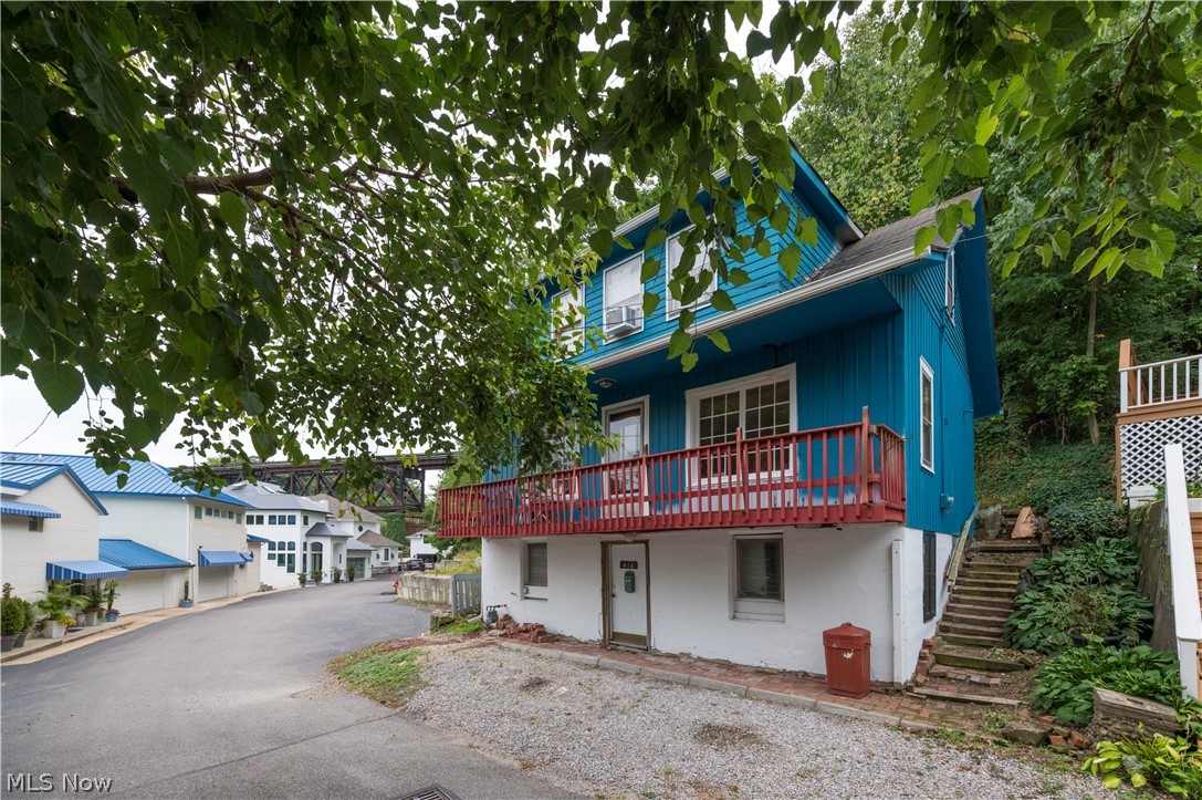 416 Riverdale Drive Property Photo 1