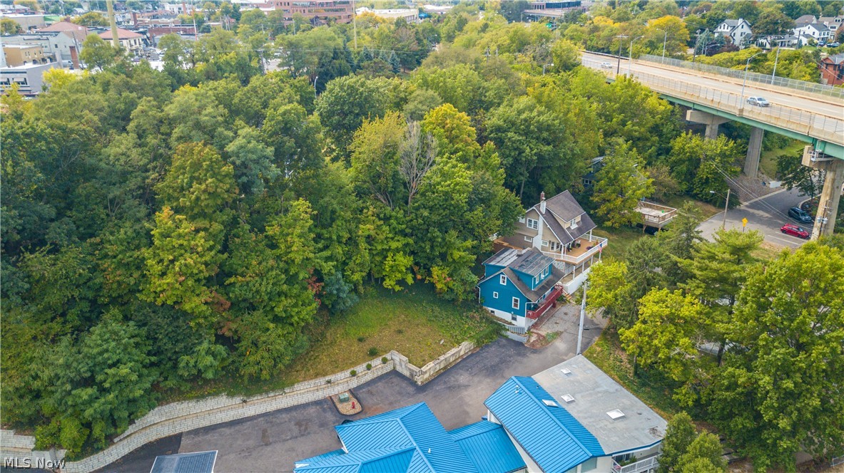 416 Riverdale Drive Property Photo 10