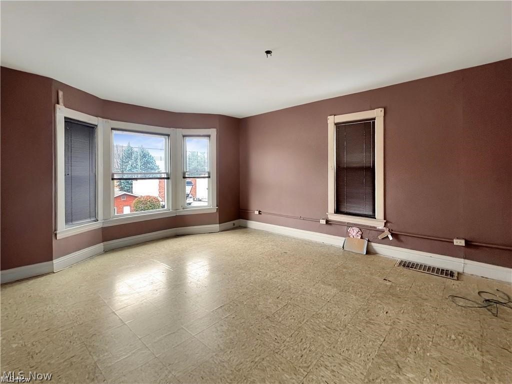 830 Main St Property Photo 3