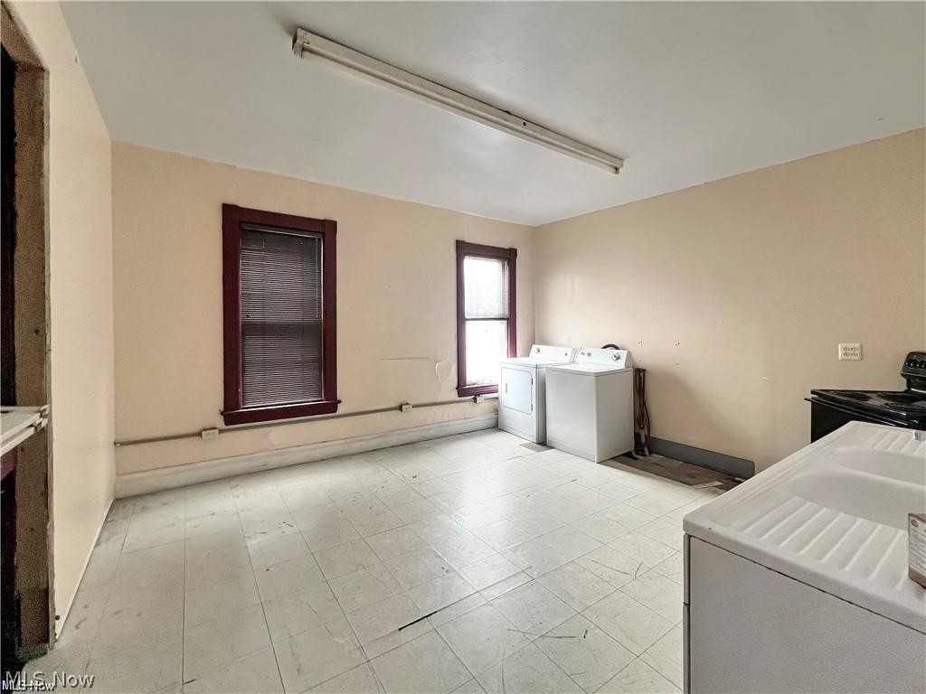 830 Main St Property Photo 6