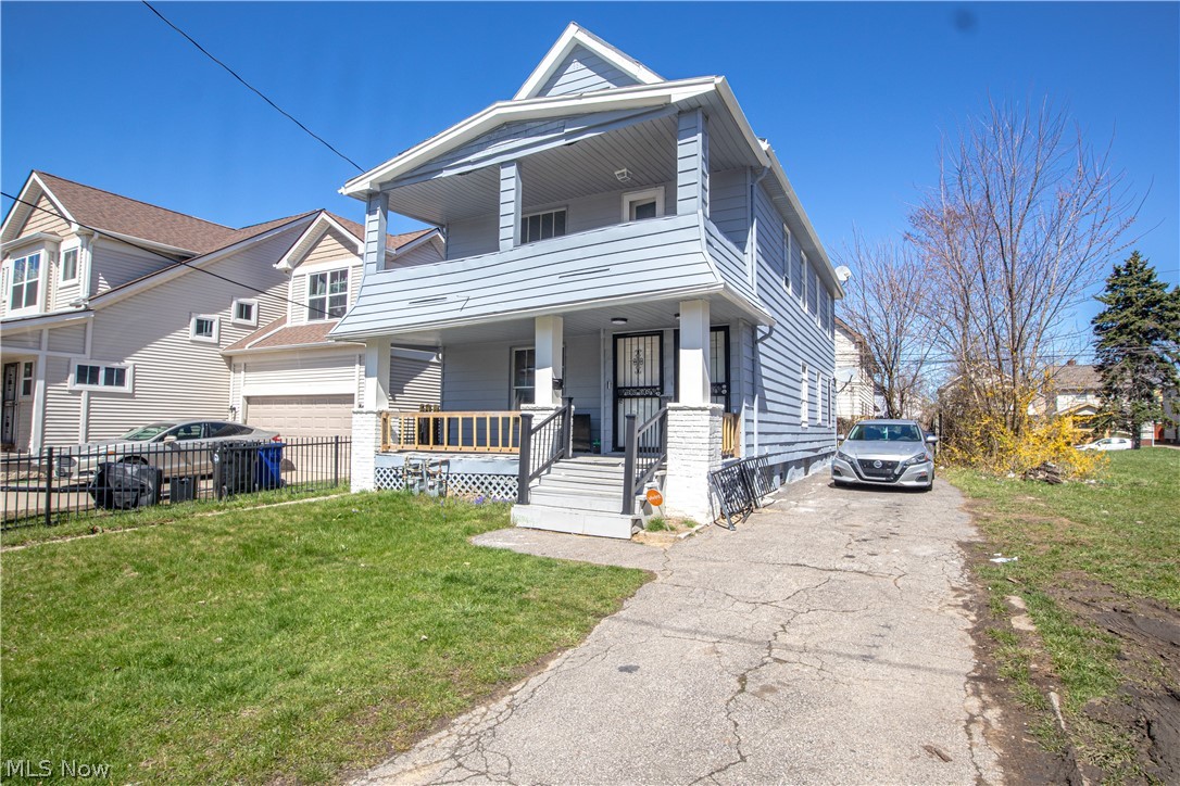 845 Royal Road Property Photo 2