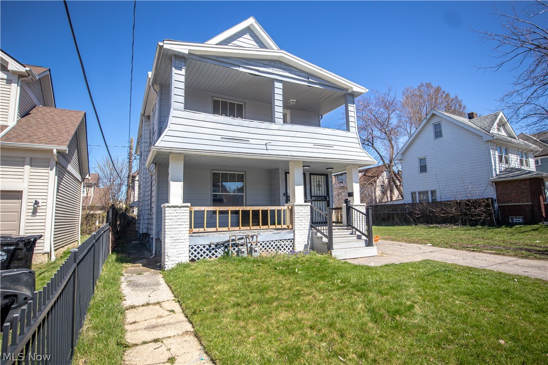 845 Royal Road Property Photo 3