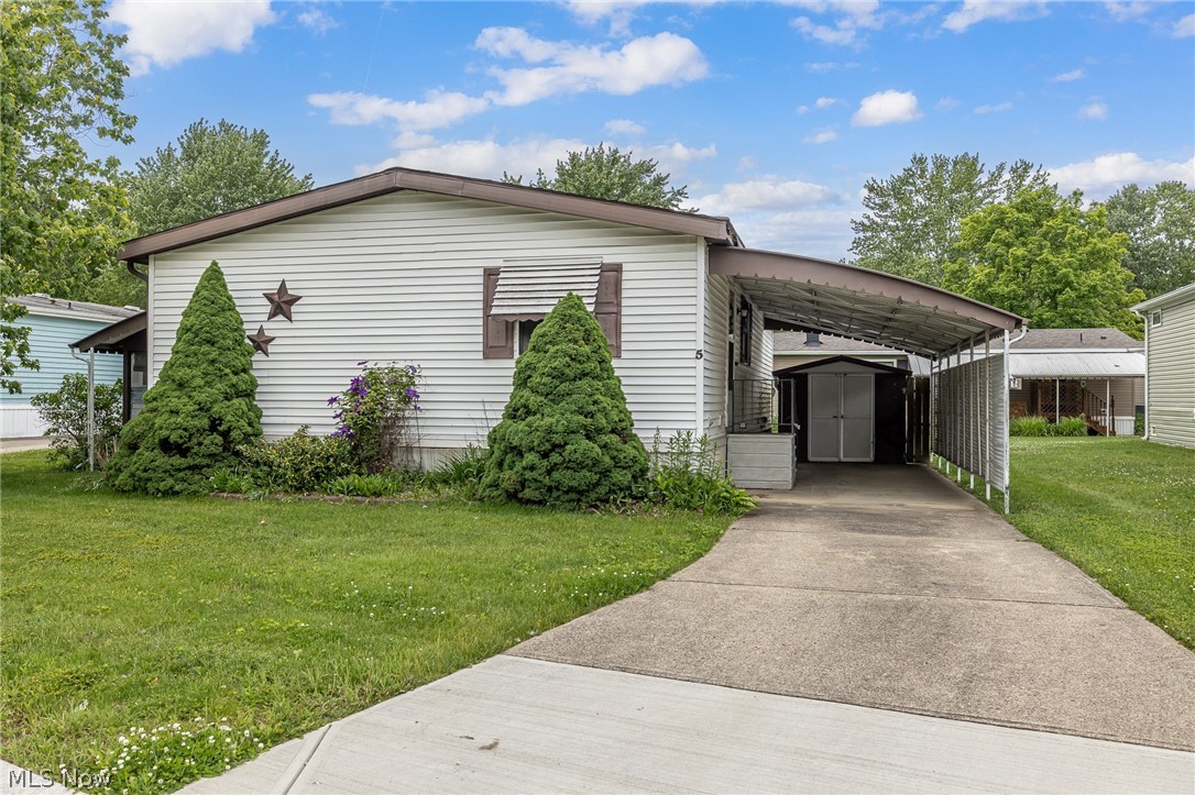 5 Michael Drive Property Photo 1