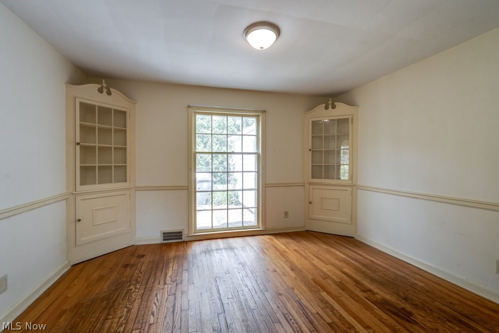 632 Roslyn Avenue Property Photo 17