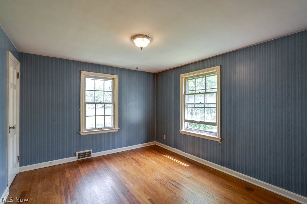 632 Roslyn Avenue Property Photo 35