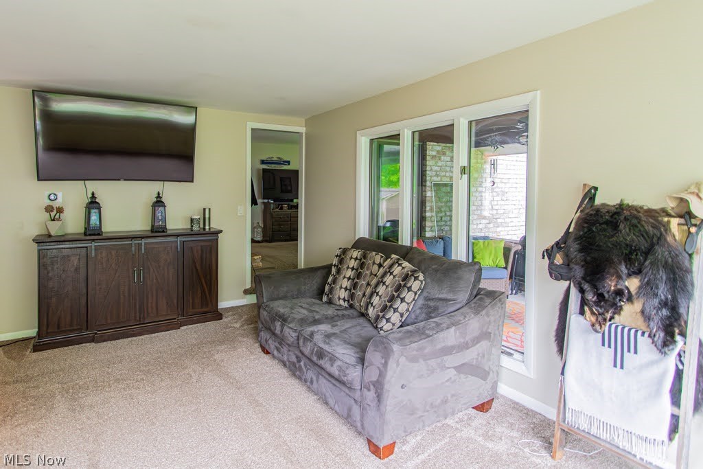 5777 Lockwood Boulevard Property Photo 13