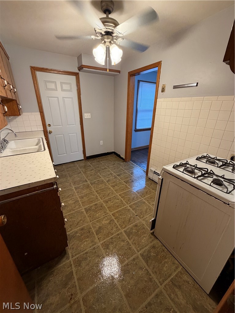 360 Shields Road Property Photo 5