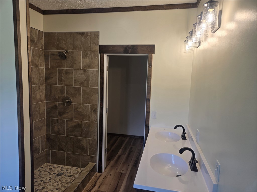 2329 Swart Road Property Photo 8
