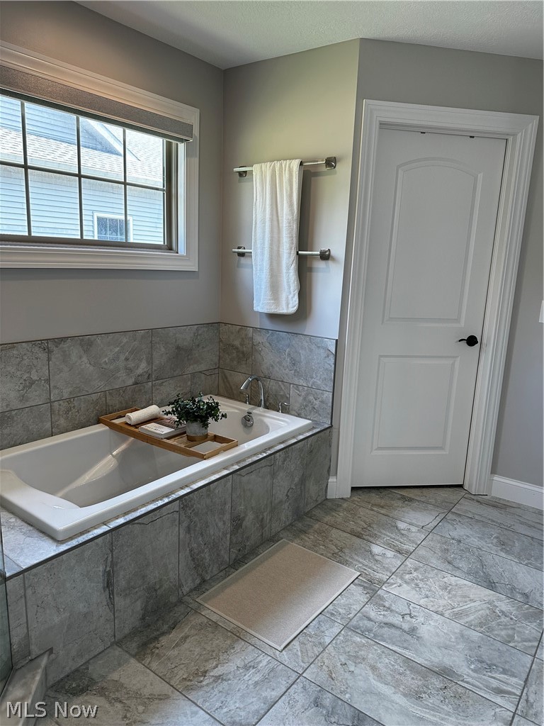 101 Muirfield Property Photo 15