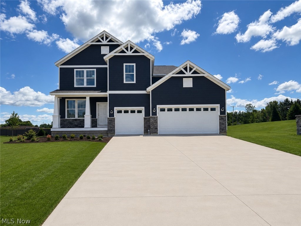 6379 Cooper Hawk Drive Property Photo 1