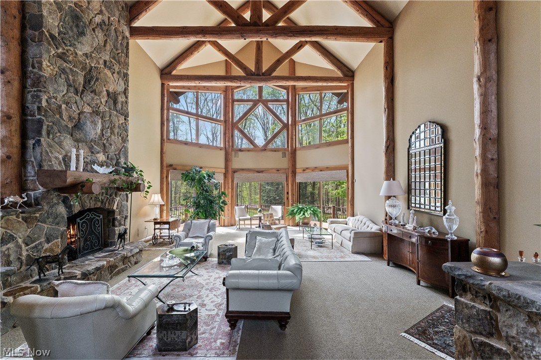 805 Cascades Drive Property Photo 4