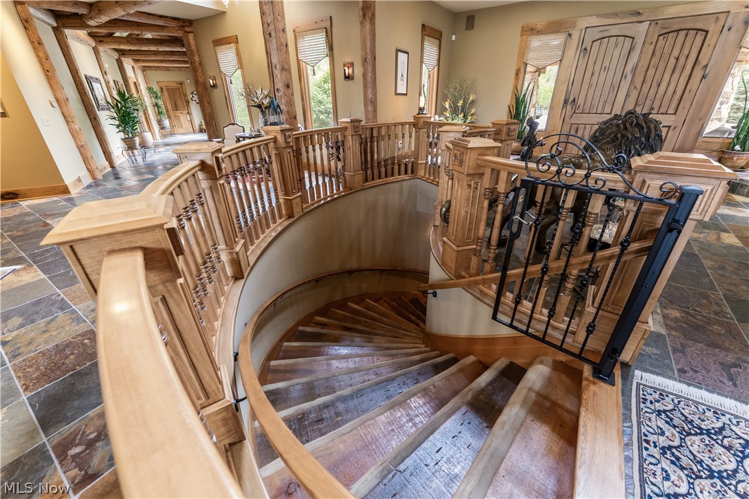 805 Cascades Drive Property Photo 11