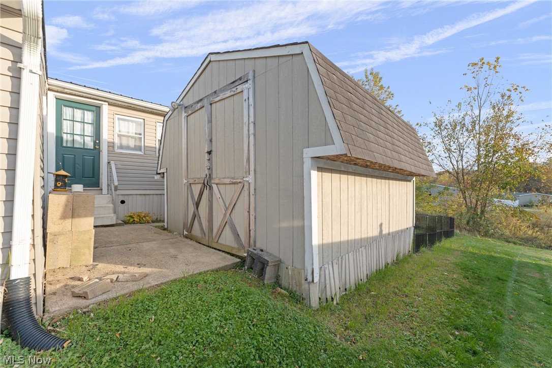 1005 Overlook Drive Sw Property Photo 5