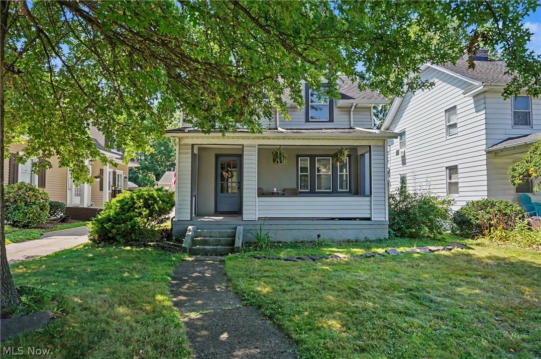 326 S Firestone Boulevard Property Photo 1