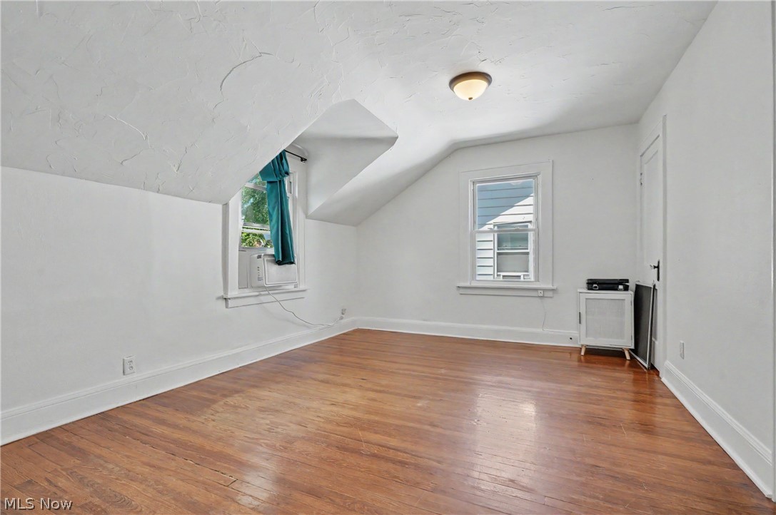 326 S Firestone Boulevard Property Photo 15