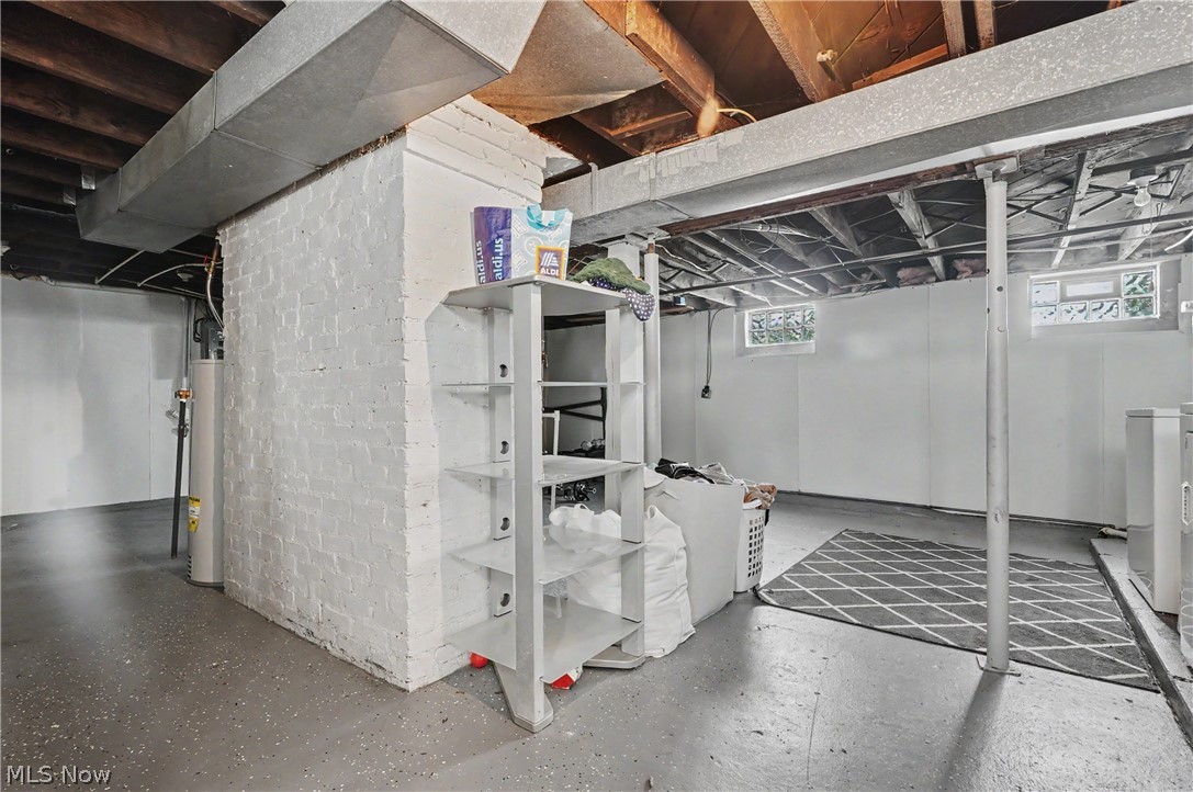 326 S Firestone Boulevard Property Photo 21